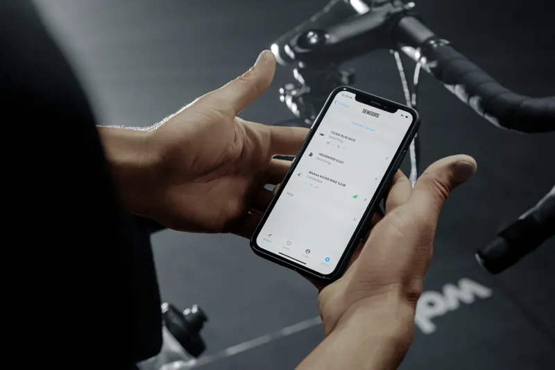 Wahoo KICKR Smart Bike-8